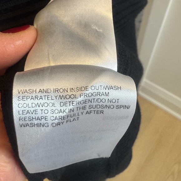 Escada Sport Ribbed Virgin Wool Blend Shift Dress – Black – Size S - Picture 9 of 9